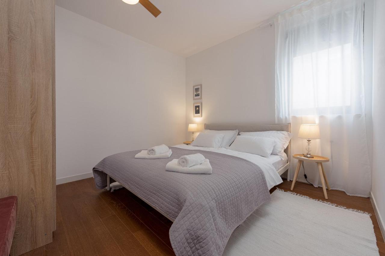 Luxury Apartment Near The Beach "Rr" Zadar Extérieur photo