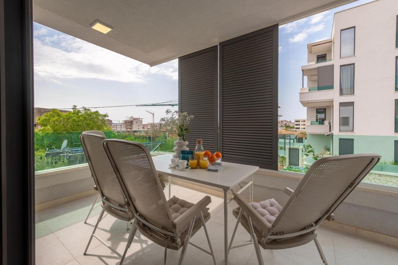 Luxury Apartment Near The Beach "Rr" Zadar Extérieur photo